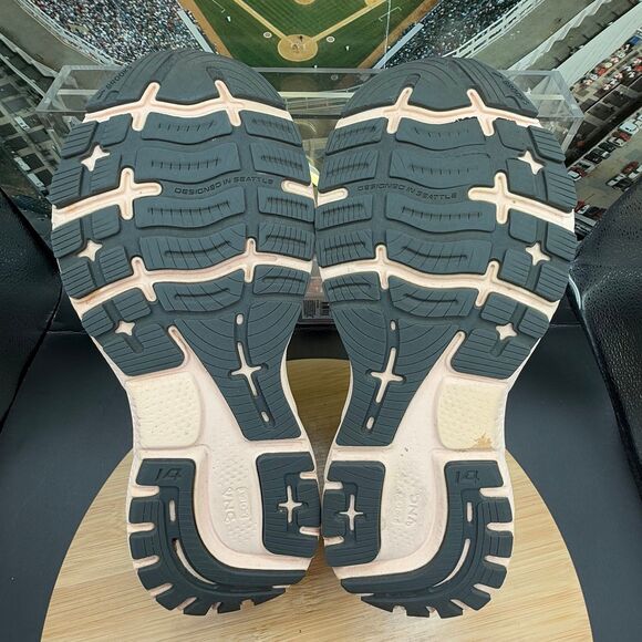 Brooks Ghost 14 Running Shoes Black/Pearl/Peach US Women’s 9.5 B - Picture 7 of 10